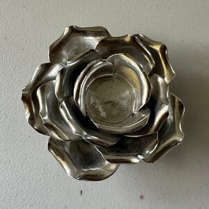 Unbranded Silver Metal Flower Tea Light Holder Decor